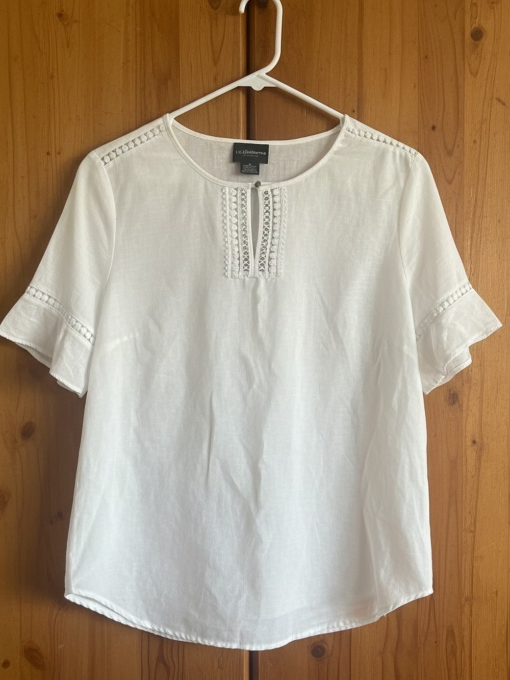 Liz Claiborne White Crochet-Trim Short Sleeve Blouse